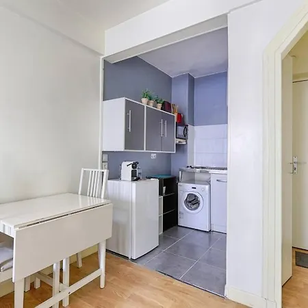 Lumineux Avec Balcon En Plein Apartment *